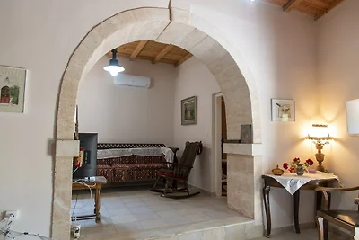 Villa im traditionellen Dorf Sitanos.