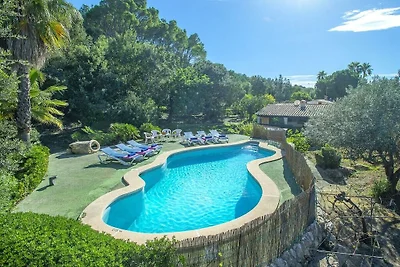 Villa in Pollensa mit Schwimmbecken