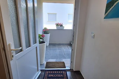 Belisima Delux - One Bedroom Apartment With S...