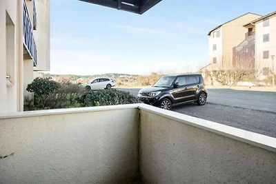 Marineblaue Residenz f�r drei Personen