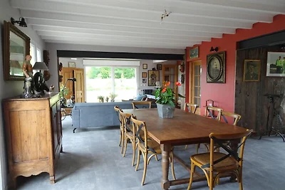 Hochwertig renoviertes Landhaus nahe Küste