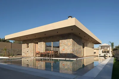 Luxusvilla mit Whirlpool für 9 Personen