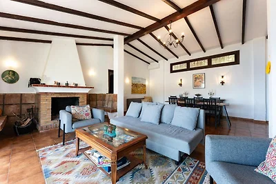 Faro's Sun Beach Villa in Almuñecar