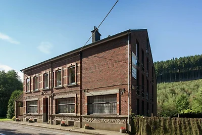 Geräumiges Ferienhaus mit überdachter...