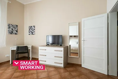 Wohnung in Bologna mit Balkon und Parken
