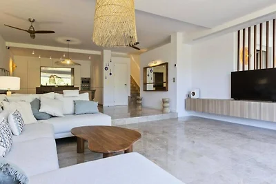 Huis in Marbella vlakbij Santa Clara Golf