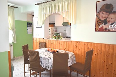 Komfortables Ferienhaus in Banjole in...