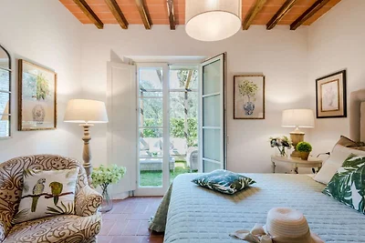 Luxe landelijk appartement met zwembad in...