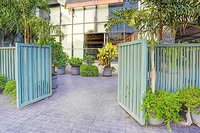 Eleganza di lusso a Magarpatta City Pune