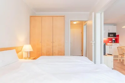 Jasny apartament wakacyjny z balkonem w Seepa...