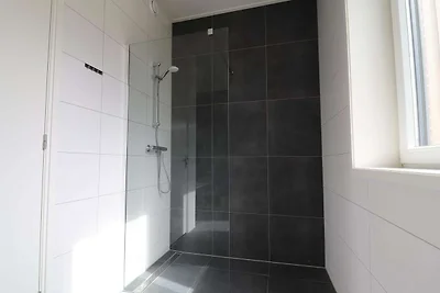 Schöne Villa am friesischen Wasser
