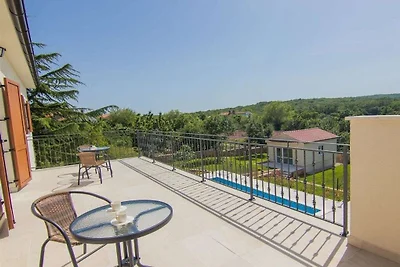 Cedar mit Pool & Sommerküche