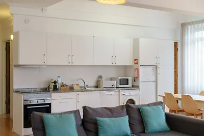 Modernes Apartment für 13 Gäste