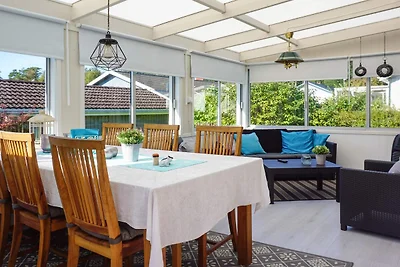 5 Sterne Ferienhaus in TANUMSHEDE