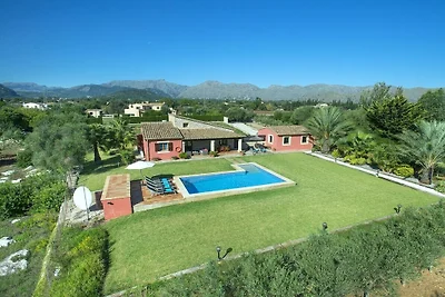 Villa in Pollensa mit Schwimmbecken