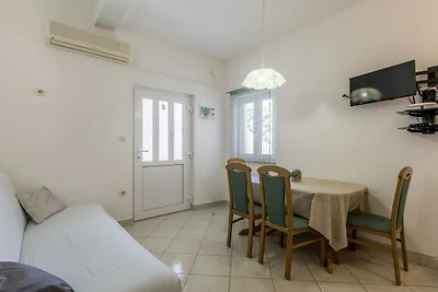 Comfort One Bedroom Apartment with Terrace an...