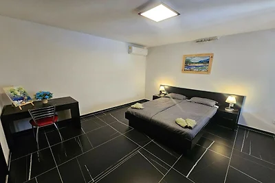 Lisko Vacation House -  Five Bedroom Holiday ...