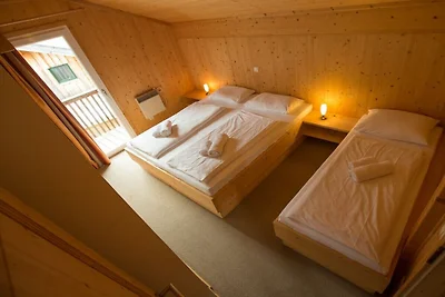 Chalet avec piscine à Annaberg