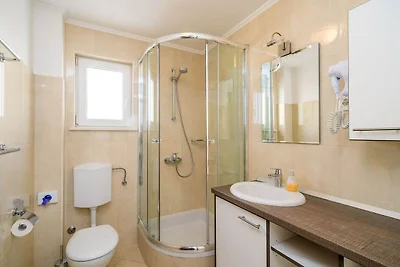 Villa Samba - Two-Bedroom Apartment with Terr...