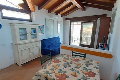 Aangename vakantiewoning in Marinella vlak bi...