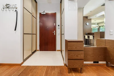 Parkseitige Wohnung mit privater Garage