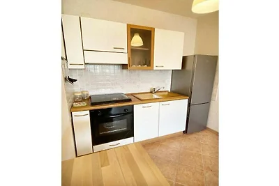 Wohnung in Funtana mit Balkon