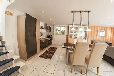 Casa vacanze vicino alla foresta a Fischbach