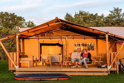 Feestelijk glampingdorp in Zuna