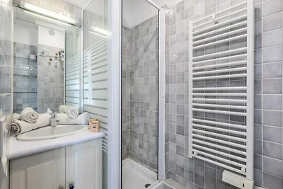 Ferienwohnung in Bandol mit Meerblick und...