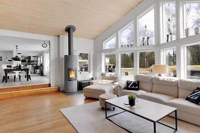 5 Sterne Ferienhaus in Svanesund