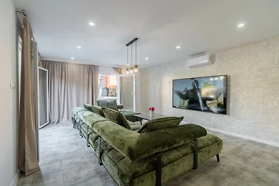 Villa in Pakostane mit privatem Pool