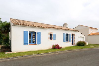 Großzügige Villa nur 3,5 km vom Strand...