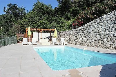 Villa spacieuse avec piscine privée, vue pano...