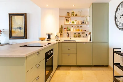 Apartment in Benahavís mit Infinity-Pool