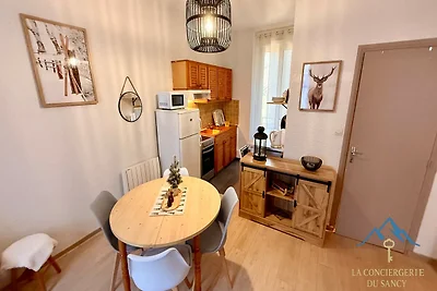 Hub vlakbij de dorpsbeek