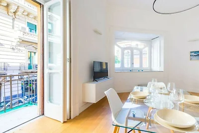 Piazza Amedeo Stijlvol appartement
