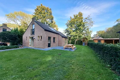 Erhöhtes Ewijk-Ferienhaus für 6 Pers.