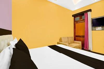 Super Hotel O Amhat Sultanpur-stad