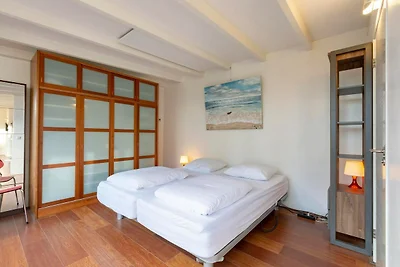 Bungalow in Sint Maartenszee am Strand