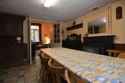 Ferienhaus in La Rouge Miniere mit Garten