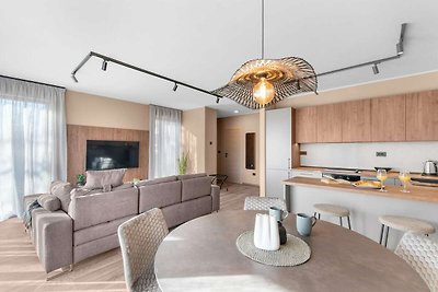 Modern villa-appartement met privézwembad