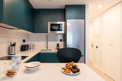 3 A, Alice in W'land, 2 slaapkamers, NF