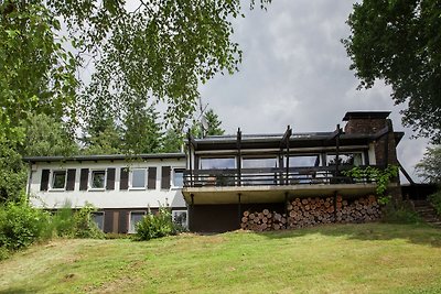 Modernes Ferienhaus am Waldrand in Kleinich