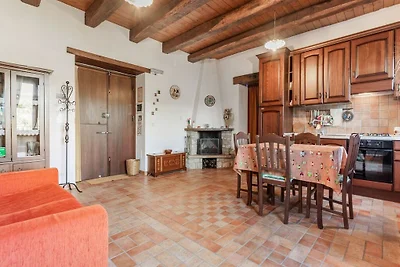 Vivace cottage a Bomba vicino al lago