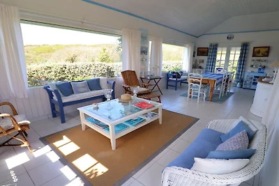 Villa in Cléden-Cap-Sizun mit Terrasse