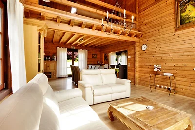 Chalet in Septon mit Terrasse