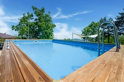 Villa a Tavoleto con piscina