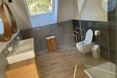 Modernes Ferienhaus in Kamień mit Garten