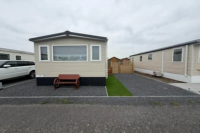 Domek mobilny z ogrodem i tarasem (4+2)