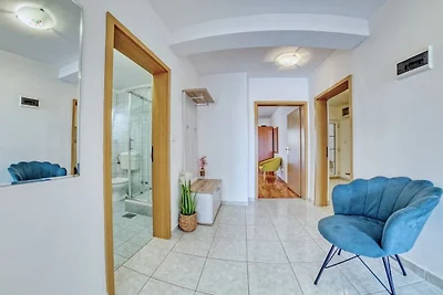 Apartament wakacyjny w Puli z basenem
